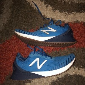 New Balance FuelCell Echo size 10